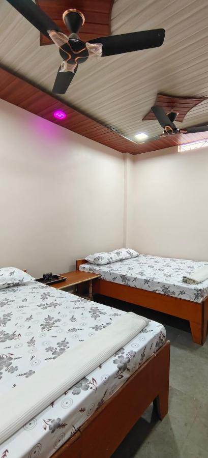 אויאיין Hotel Anjali מראה חיצוני תמונה